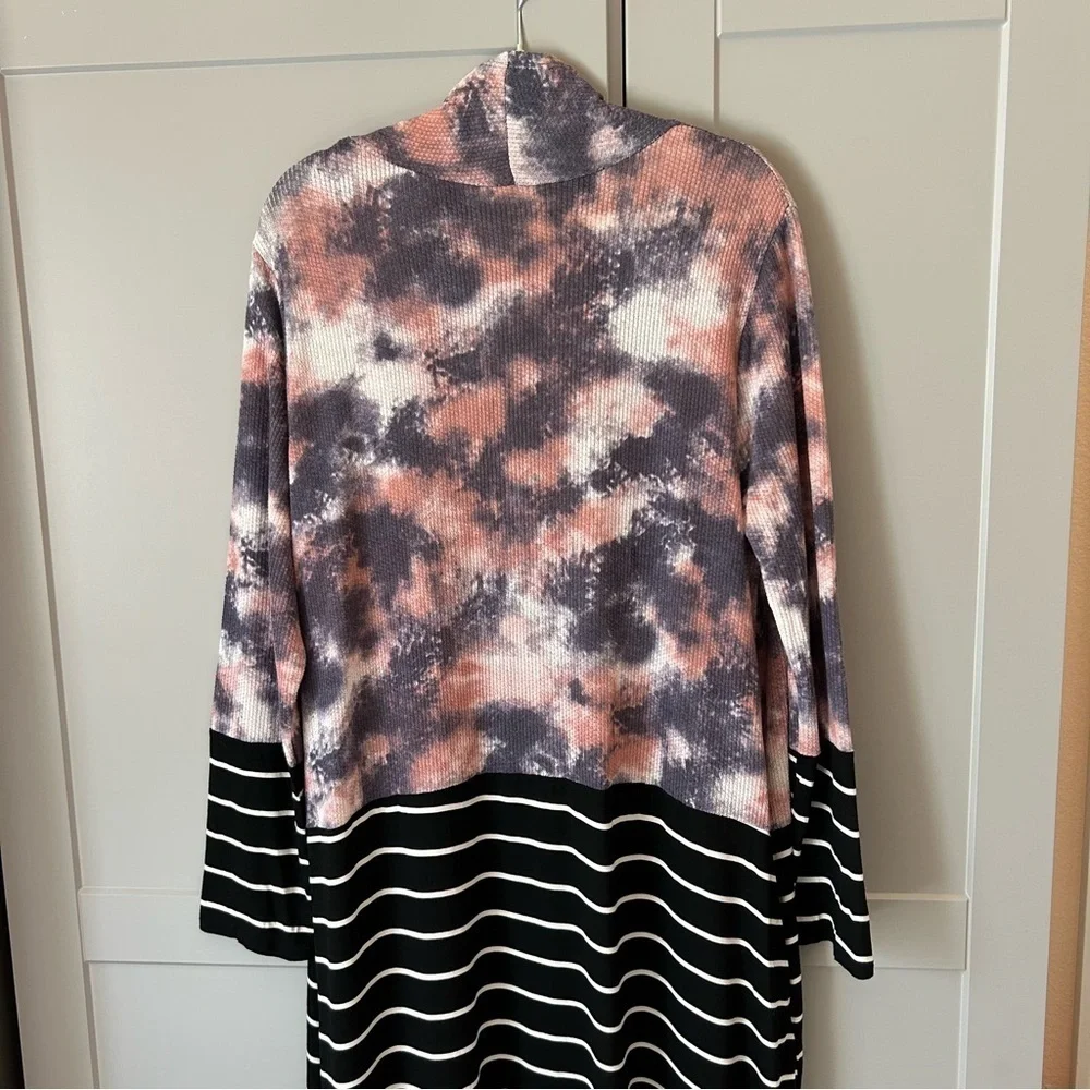 Lightweight Long Sleeve Women's Cardigan, Pockets, Open Front Made in the USA - Picture 4 of 8